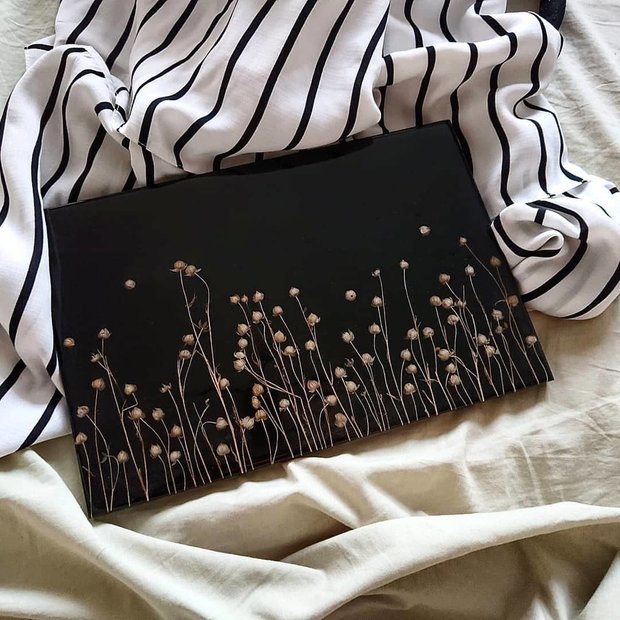 Фотография: Кухня и столовая в стиле Скандинавский, Цвет в интерьере, Советы, Philips, свет, телевизор, Ambilight – фото на INMYROOM