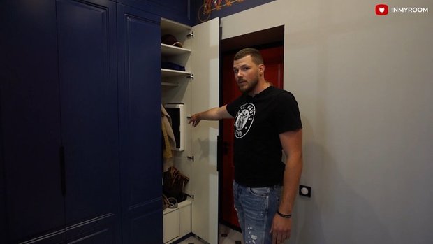 Фотография:  в стиле , Прихожая, Малогабаритная квартира – фото на INMYROOM