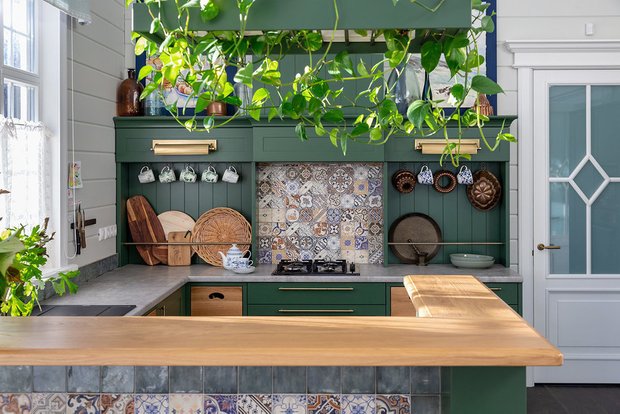 Фотография: Кухня и столовая в стиле Эко, Гид, Berphin Interiors, Светлана Юркова, Мария Нечаева, Елена Никитина, Кристина Изотова, Юлия Кандыбей, PROPERTY LAB+ART, Мария Пузанова, One Line Design, Line Design Studio – фото на INMYROOM