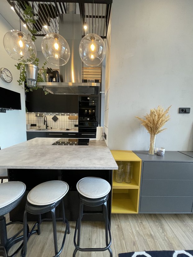Фото: Кухня и столовая в скандинавском стиле, модерн, ремонт на практике — фото на INMYROOM