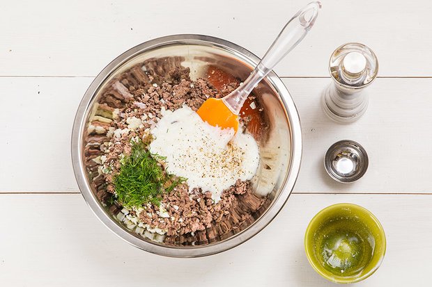 Фотография:  в стиле , Перекусить, Закуска, Жарить, Закуски, Птица, Кулинарные рецепты, 15 минут, Пришли гости, Русская кухня  – фото на INMYROOM
