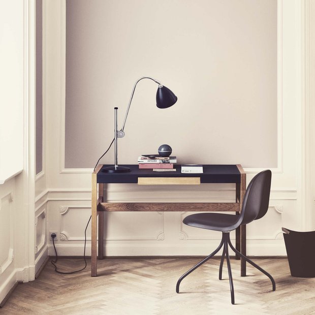 Фотография: Офис в стиле Современный, Декор интерьера, Flos, Foscarini, Gubi, Luceplan, Мебель и свет, Светильник, Настольная лампа – фото на INMYROOM