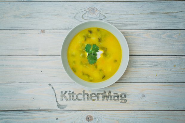 Фотография:  в стиле , Обед, Первое блюдо, Суп, Мясо, Картофель, Огурцы, Кулинарные рецепты, Варить, 2 часа, Готовит KitchenMag, Русская кухня  – фото на INMYROOM