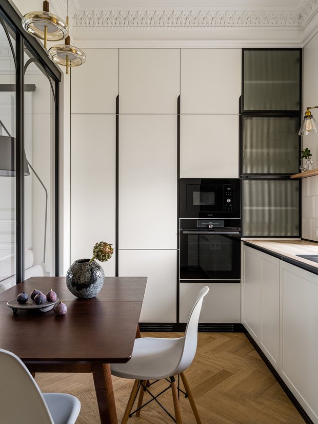 Фотография: Кухня и столовая в стиле Классический, Современный, Квартира, Проект дня, Сталинка, 3 комнаты, 60-90 метров, Екатерина Любимкина – фото на INMYROOM
