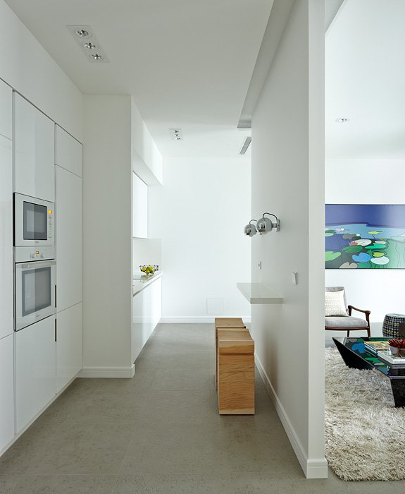 Фотография: Кухня и столовая в стиле Минимализм, Современный, Квартира, Москва, Инна Теджоева, Зина Броян, Berphin Interiors, новостройка, Монолитный дом, 3 комнаты, Более 90 метров, #эксклюзивныепроекты – фото на INMYROOM