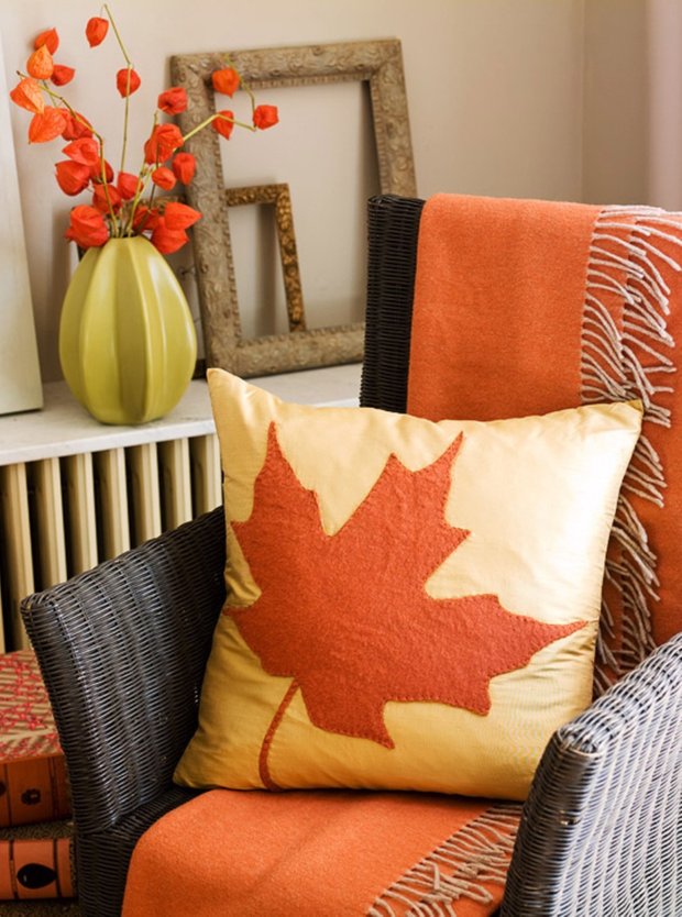 Фотография:  в стиле , Советы, Гид, пластиковое окно, пластиковые окна, Никита Морозов, экономичный ремонт, окна в квартире, бюджетный декор, секреты уборки, простая уборка, handmade декор, как грамотно сэкономить на ремонте, сэкономить на ремонте, на чем не стоит экономить во время ремонта, окна с тройным стеклопакетом, уборка дома, декор в стиле кантри, осенний декор интерьера, как облегчить уборку – фото на INMYROOM