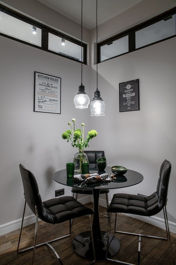 Фотография: Кухня и столовая в стиле Современный, Малогабаритная квартира, Квартира, Студия, Советы, 1 комната – фото на INMYROOM