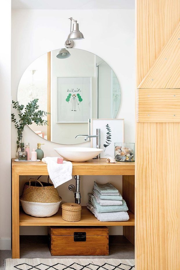 Фотография: Ванная в стиле Эко, Кухня и столовая, Гостиная, Спальня, Прованс и Кантри, Эклектика, Декор и DIY, Квартира, Испания, Белый, Мадрид, Бирюзовый, 4 и больше, Более 90 метров, как оформить квартиру светлой – фото на INMYROOM