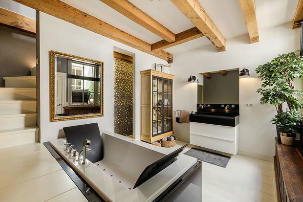 Фотография: Ванная в стиле Современный, Эко, Лофт, Декор интерьера, Архитектура, Планировки, Белый, Бежевый, Более 90 метров – фото на INMYROOM