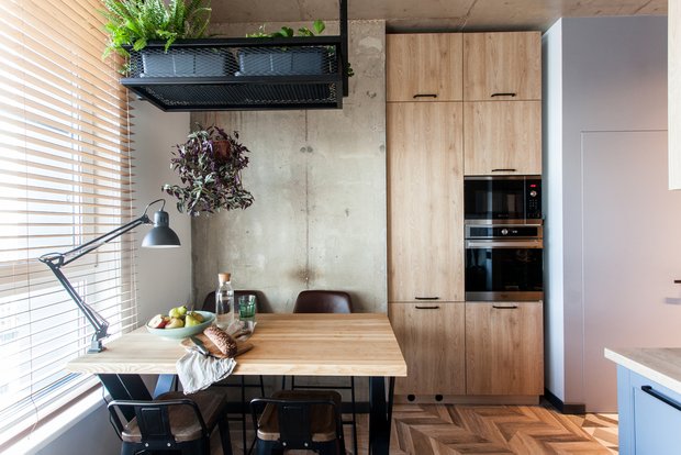 Фото: в стиле, Кухня и столовая, Лофт, Квартира, Советы, MiR Buro – фото на INMYROOM
