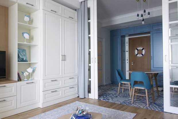 Фотография: Гостиная в стиле Современный, Квартира, Крым, Проект недели, 2 комнаты, 40-60 метров, Татьяна Казанцева, Монолитно-кирпичный, Ялта – фото на INMYROOM