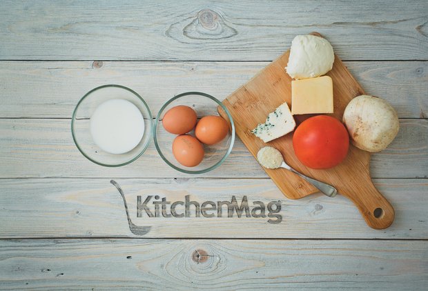Фотография:  в стиле , Завтрак, Жарить, Кулинарные рецепты, Легкий завтрак, 15 минут, Готовит KitchenMag, Европейская кухня, Просто, Яйца – фото на INMYROOM