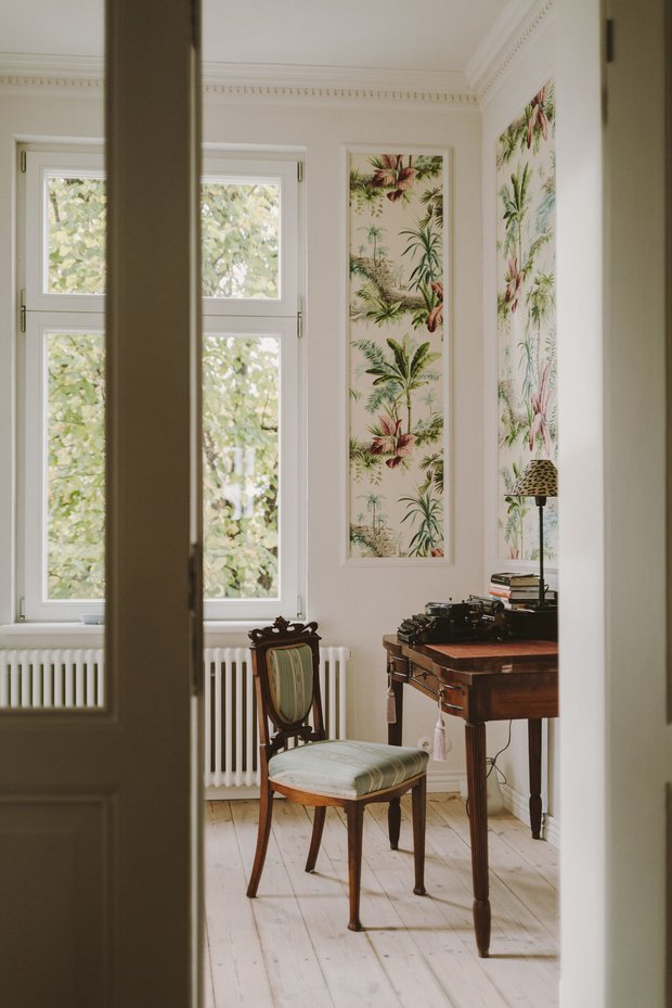 Фотография: Кабинет в стиле Эклектика, Классический, Скандинавский, Декор интерьера, Квартира, Белый, Зеленый, Бежевый, Польша, 3 комнаты – фото на INMYROOM