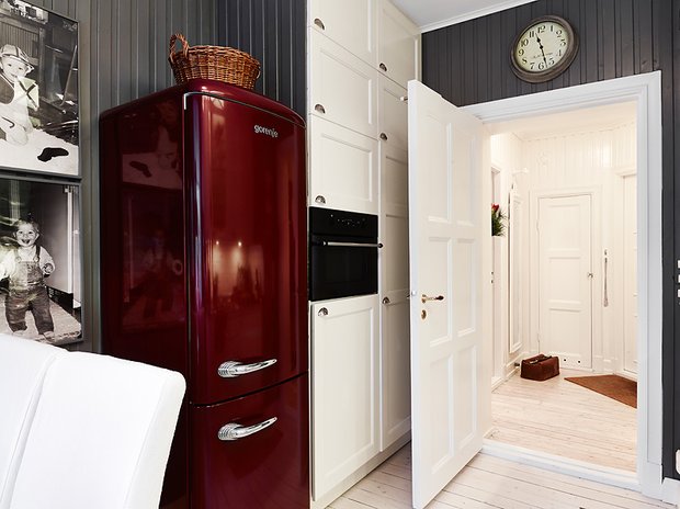 Фотография: Кухня и столовая в стиле Скандинавский, Малогабаритная квартира, Квартира, Цвет в интерьере, Дома и квартиры, Белый, Гетеборг, 2 комнаты, 40-60 метров – фото на INMYROOM