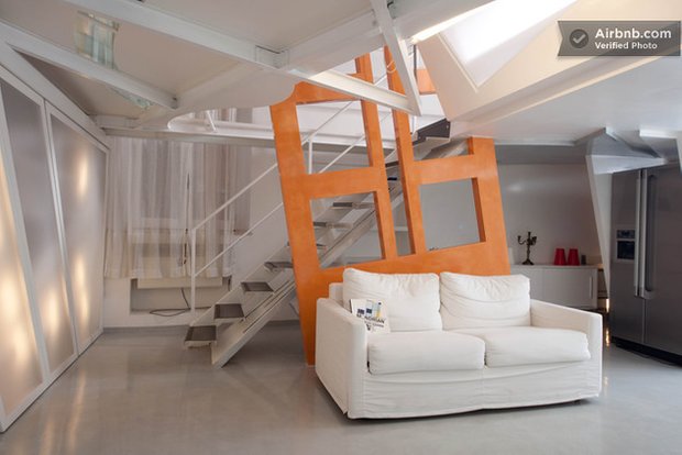 Фотография: Гостиная в стиле Прованс и Кантри, Airbnb – фото на INMYROOM