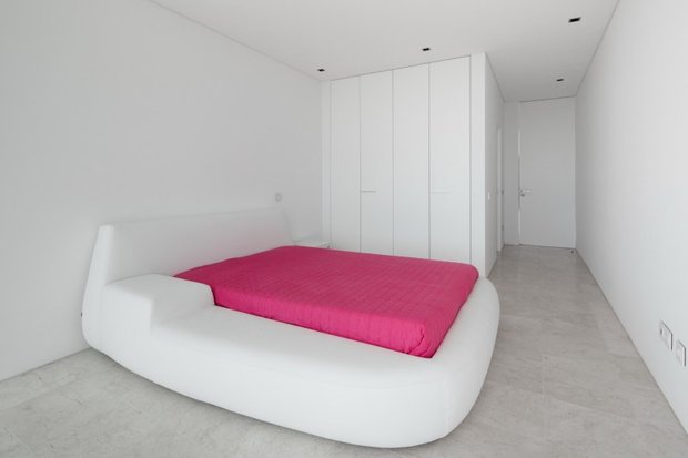 Фотография: Спальня в стиле Современный, Хай-тек, Декор интерьера, Декор дома – фото на INMYROOM