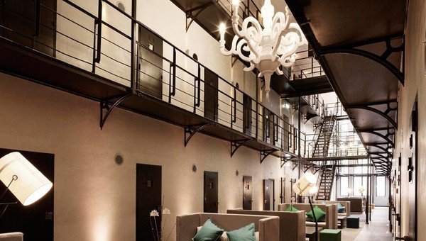 Фотография: Кухня и столовая в стиле Классический, Отель, Гид – фото на INMYROOM
