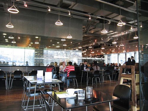 Фотография:  в стиле Современный, Eames, Tom Dixon, Дома и квартиры, Городские места, Еда, Лондон, Нью-Йорк, Ресторан, Стокгольм, Кафе и рестораны – фото на INMYROOM