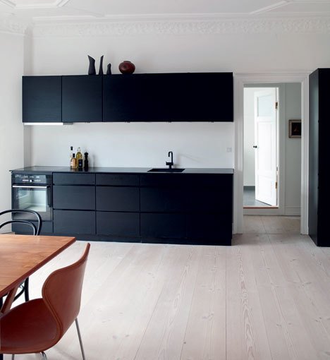 Фотография: Кухня и столовая в стиле Минимализм, Декор интерьера – фото на INMYROOM