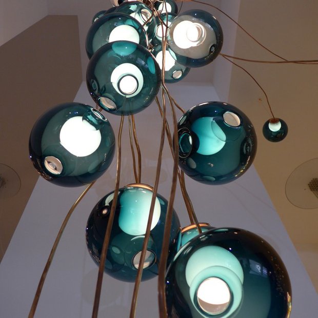 Фотография: Ванная в стиле Прованс и Кантри, Италия, Axo Light, Delightfull, Seletti, Мебель и свет, Светильники, Милан, Женя Жданова, Гид, освещение, STUDIO ITALIA DESIGN, MODO, Mambo Unlimited Ideas, Luum, Lasvit, Atelier Oi, MMlampadari, Pouenat, Euroluce-2015, Euroluce, iSaloni, iSaloni-2015, потолочный свет, декоративный свет, Hinkley, Bocci, Slamp – фото на INMYROOM