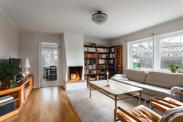 Фотография: Гостиная в стиле Скандинавский, Современный, Декор интерьера, Дом, Белый, Минимализм, Вилла, Серый, Голубой, Коричневый, 4 и больше, Более 90 метров – фото на INMYROOM