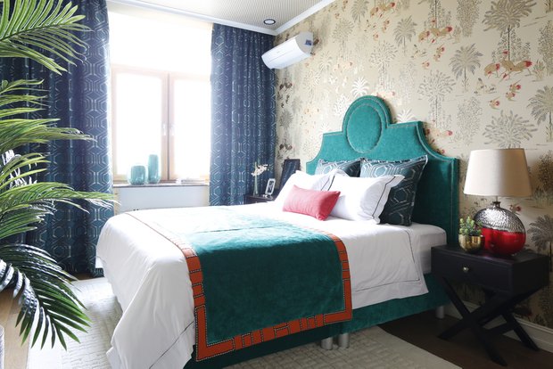 Фотография: Спальня в стиле Классический, Квартира, Проект недели, Москва, Евгений Кулибаба, Сталинка, 3 комнаты, 60-90 метров, Марина Жукова – фото на INMYROOM