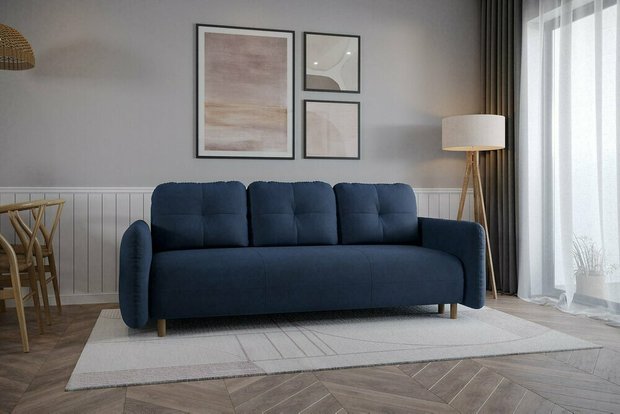 Трехместный мягкий диван Anika на деревянных ножках. Представлен в серо-синих и бежевом оттенках. 