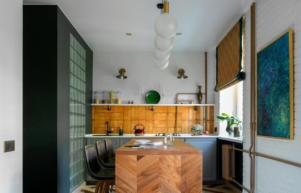 Фотография: Кухня и столовая в стиле Эклектика, Гид, Тата Тимофеева, Екатерина Вокина, Галина Березкина, Анна Воробьева – фото на INMYROOM