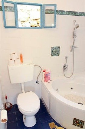 Фотография: Ванная в стиле Современный, Стиль жизни, Советы, Париж, Airbnb – фото на INMYROOM