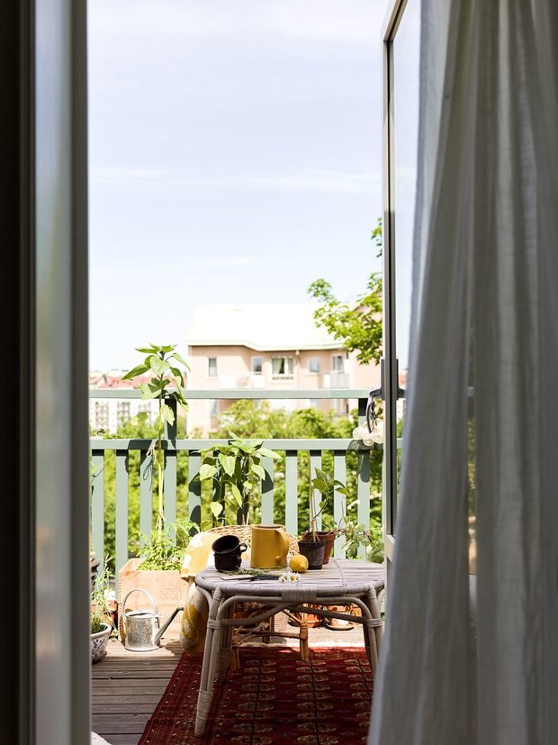 Фотография: Балкон в стиле Скандинавский, Современный, Квартира, Советы, Минимализм, 40-60 метров – фото на INMYROOM