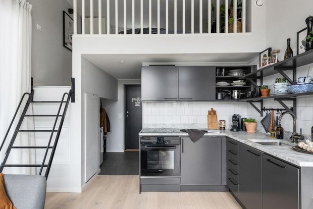 Фотография:  в стиле , Белый, Черный, Серый, Дом и дача, до 40 метров – фото на INMYROOM