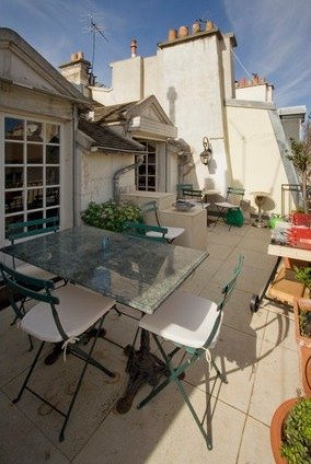 Фотография: Балкон в стиле Прованс и Кантри, Стиль жизни, Советы, Париж, Airbnb – фото на INMYROOM