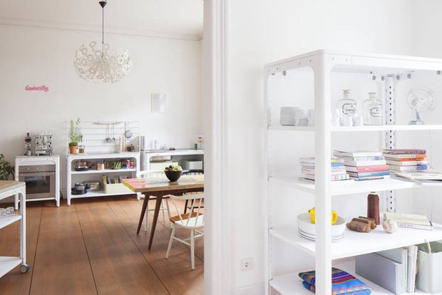 Фотография:  в стиле , маленькая кухня, интерьер кухни, кухня, Kilian Schindler – фото на INMYROOM