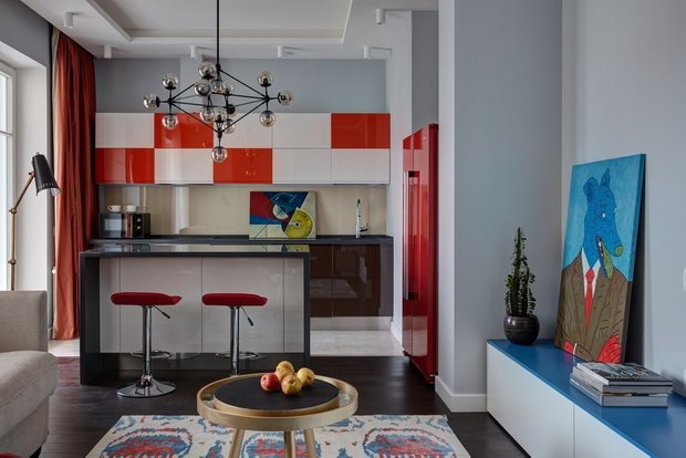 Фотография:  в стиле , Кухня и столовая, Советы, яркая кухня – фото на INMYROOM