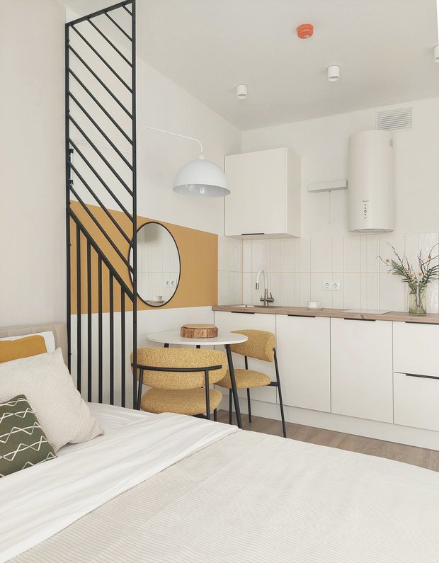 Фотография:  в стиле , Малогабаритная квартира, Студия, Советы, дизайн малогабаритки, до 40 метров, малогабаритки, тренды в дизайне 2025, фото интерьера, Евгения Спивак – фото на INMYROOM