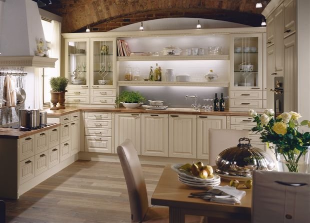 Фотография: Планировки в стиле , Кухня и столовая, Декор интерьера, Квартира, Дом, Декор – фото на INMYROOM