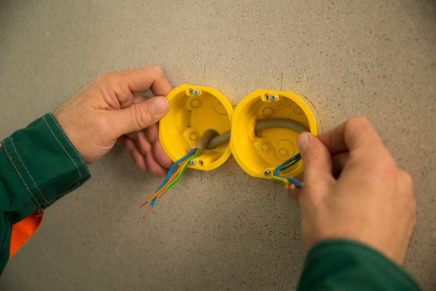 Фотография:  в стиле , Ремонт на практике, Schneider Electric – фото на INMYROOM