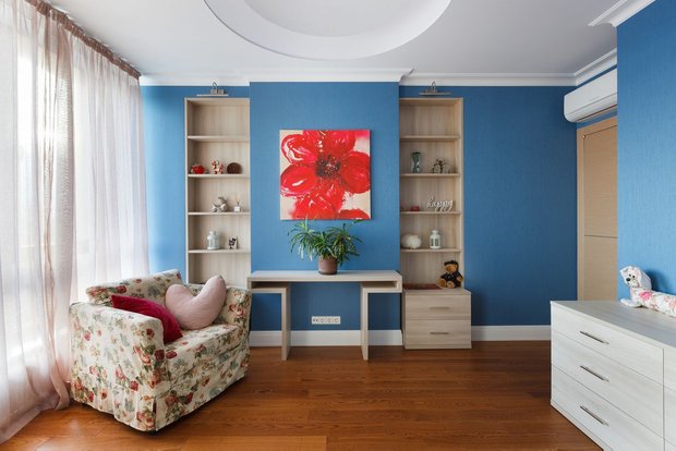 Фотография:  в стиле Современный, Квартира, Artemide, BoConcept, Calligaris, Цвет в интерьере, Дома и квартиры, Санкт-Петербург – фото на INMYROOM