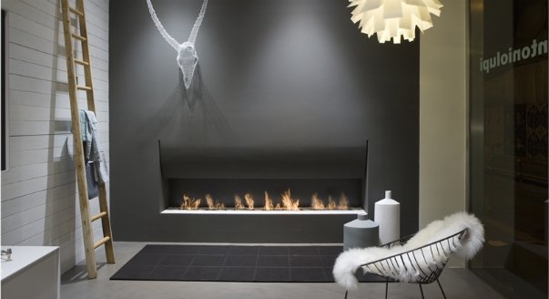 Фотография:  в стиле , Декор интерьера, Советы, электрический камин в интерьере, фальшкамин в интерьере, камин в городской квартире, камин для квартиры – фото на INMYROOM