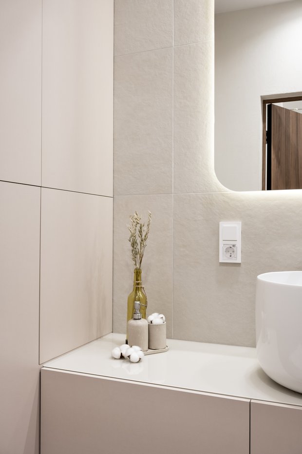 Дизайн: Анна Сотикова