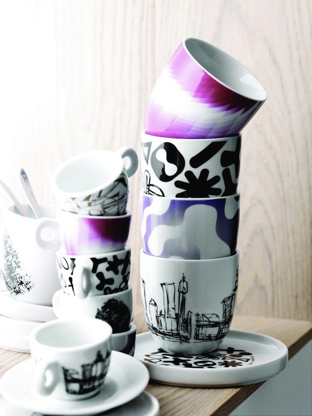 Фотография: Аксессуары в стиле Современный, Декор интерьера, Alessi, BoConcept, Gorenje, Sancal, Umbra, Vondom, Мебель и свет, Цвет в интерьере, Индустрия, Люди, Белый, Архитектурные объекты, Розовый, Карим Рашид, Промдизайн, Подсвечник – фото на INMYROOM