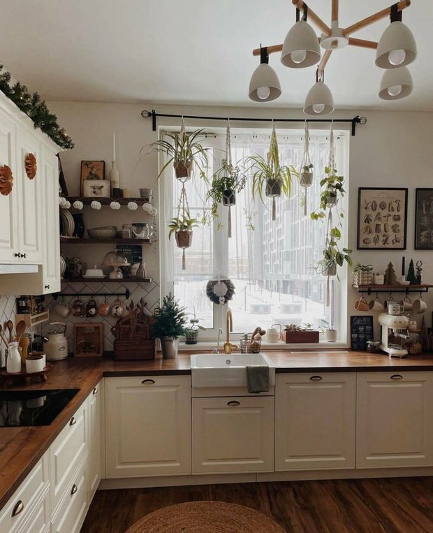 Фотография:  в стиле , Кухня и столовая, Ремонт на практике, дизайн кухни, как оформить кухню-столовую, хранене на кухне – фото на INMYROOM
