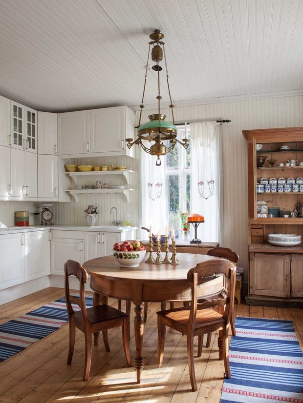 Фотография: Кухня и столовая в стиле Прованс и Кантри, Дом, Дача, Дом и дача – фото на INMYROOM