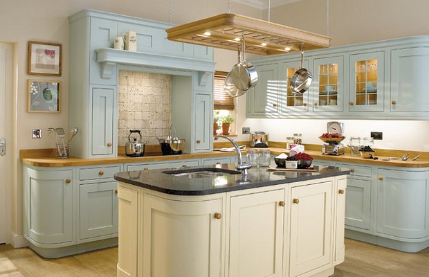 Фотография:  в стиле , Кухня и столовая, Декор интерьера, Квартира, Дом, Мебель и свет – фото на INMYROOM