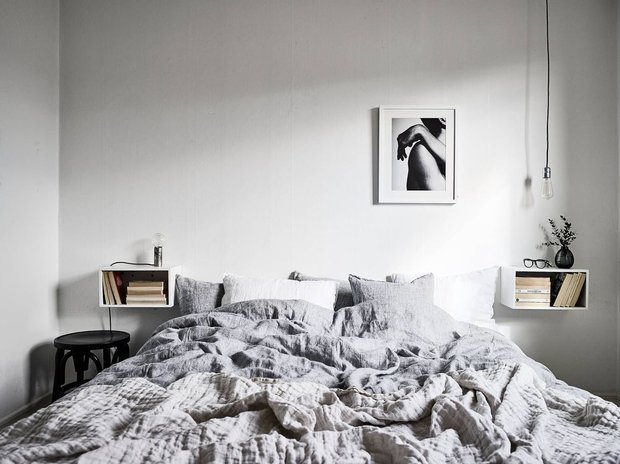 Фотография: Спальня в стиле Минимализм, Советы, уборка, лайфхаки – фото на INMYROOM