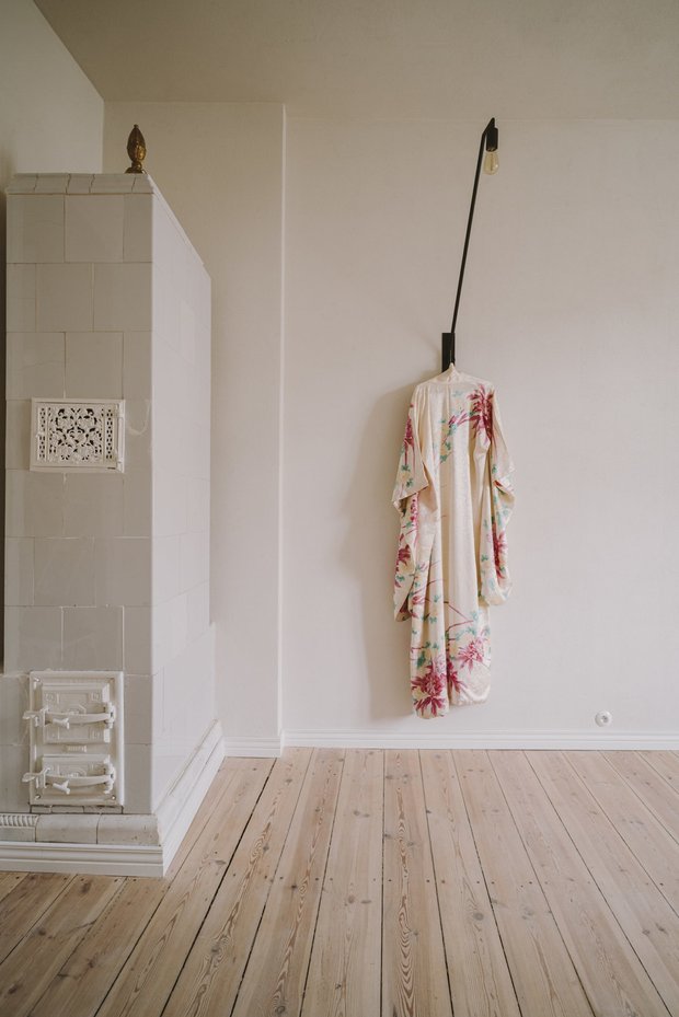 Фотография: Гостиная в стиле Скандинавский, Классический, Декор интерьера, Квартира, Белый, Зеленый, Бежевый, Польша, 3 комнаты – фото на INMYROOM