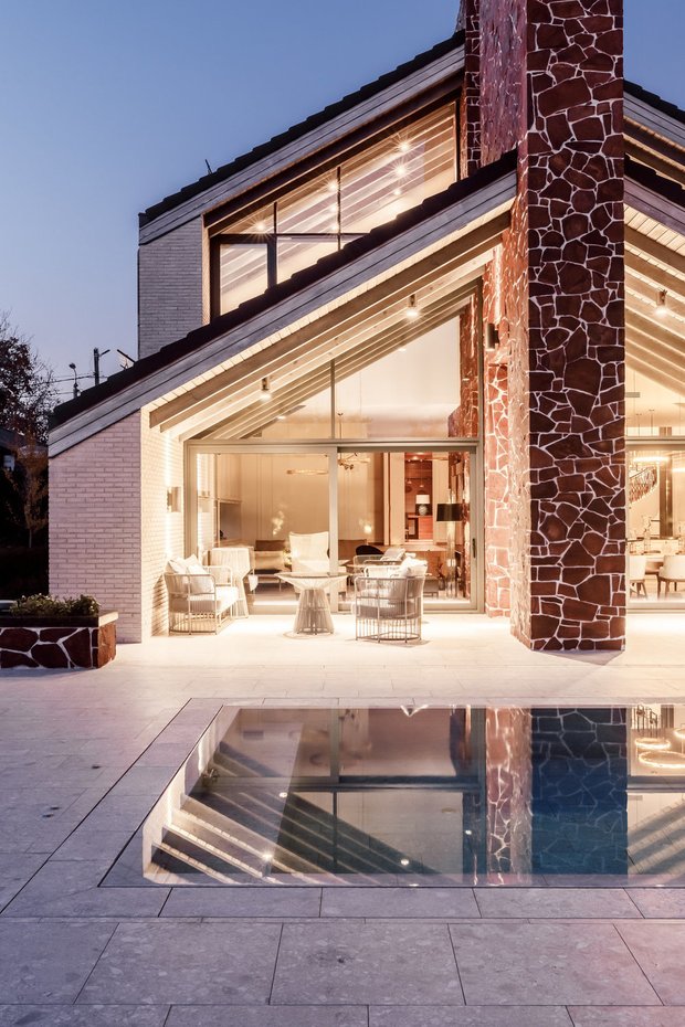 Дизайн: бюро Chado

