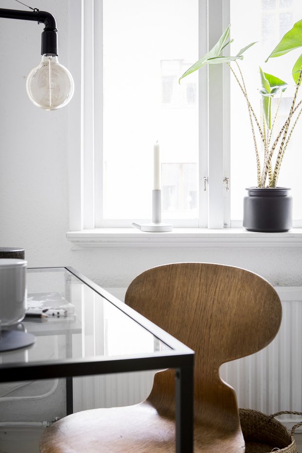 Фотография: Кабинет в стиле Скандинавский, Декор и DIY, Квартира, Швеция, Белый, Гетеборг, 2 комнаты, 40-60 метров – фото на INMYROOM