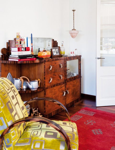 Фотография: Мебель и свет в стиле Прованс и Кантри, Дома и квартиры, Интерьеры звезд, Ретро – фото на INMYROOM