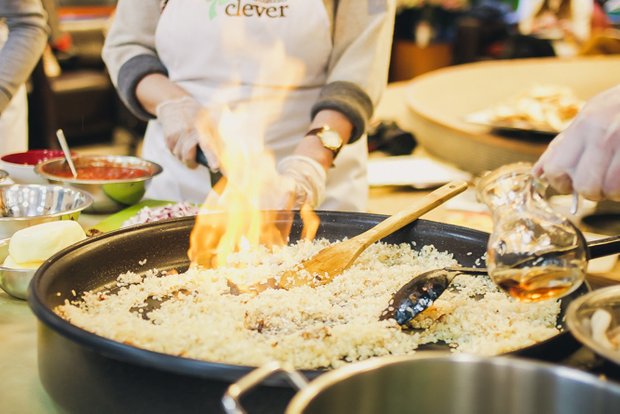 Фотография: в стиле , Обед, Ужин, Основное блюдо, Тушение, Кулинарные рецепты, 1 час, Пришли гости, Испанская кухня – фото на INMYROOM